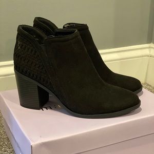 NEW - Madden Girl Black Boots (8)